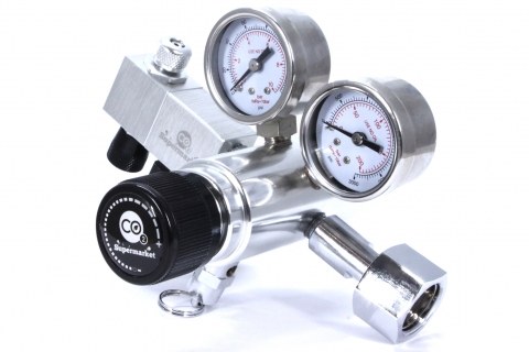 Ultimate-Pro Dual Stage CO2 Regulator en Solenoïde