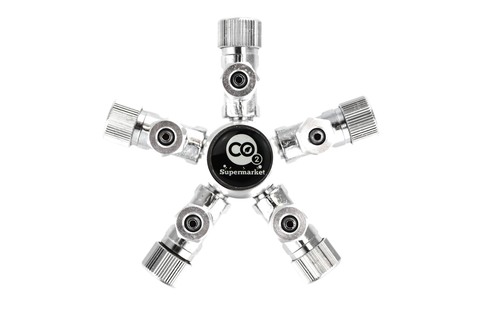 Foto van 5-weg splitter voor CO2-regelaars voor beplante aquaria
